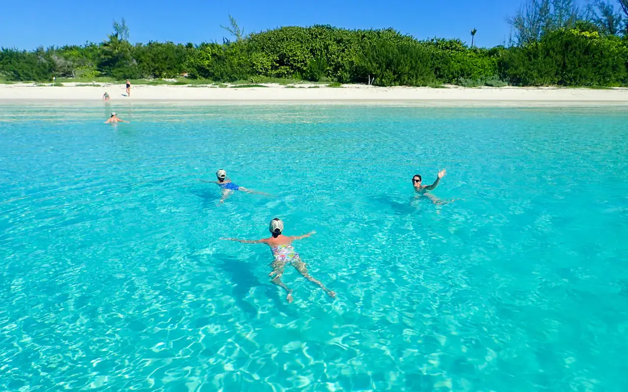 Snorkel Stop or Beach Stop (depends on route) Snorkel with sea turtles at Inha Reef, anchor at Paamul Bay, or head to Cozumel