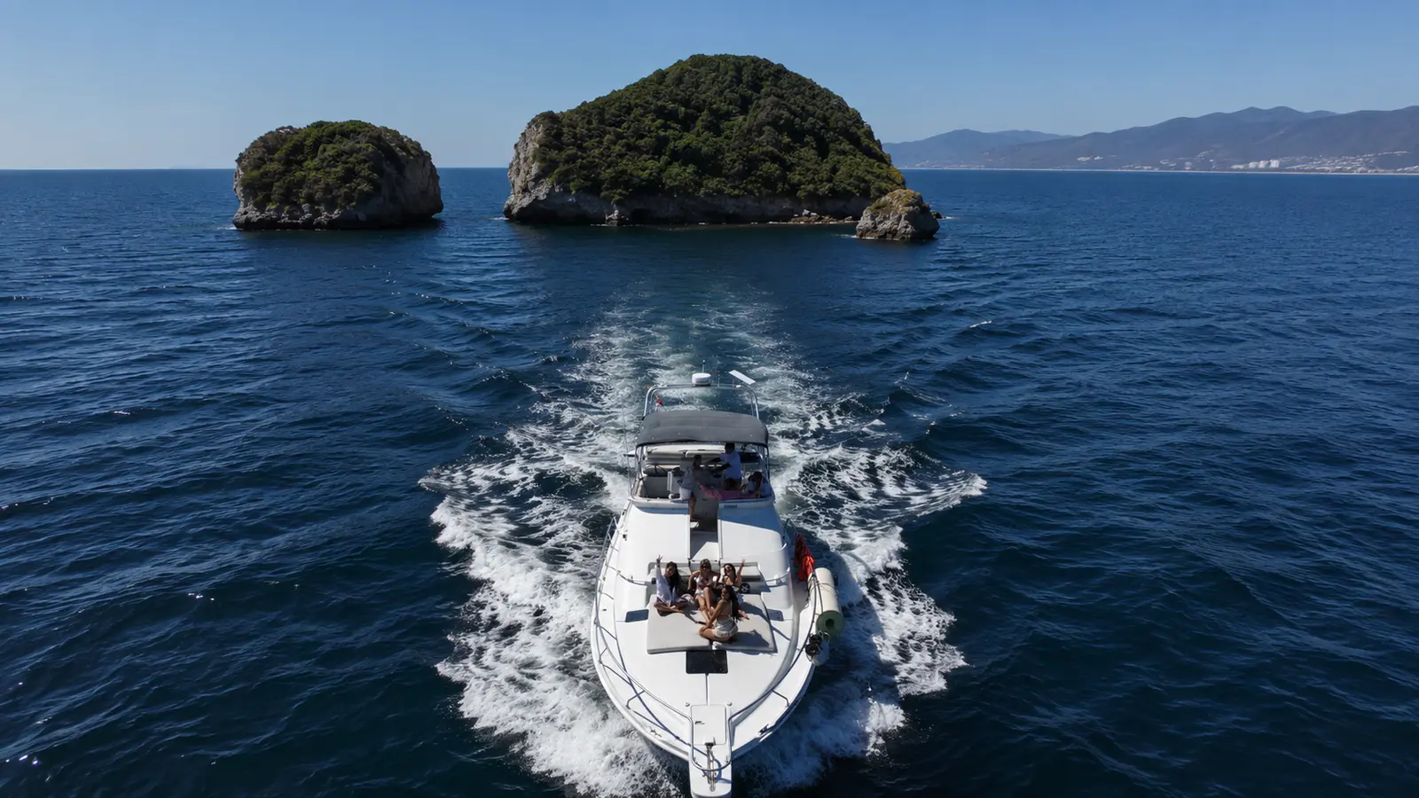 Los Arcos Marine Park Cruise to the iconic rock arches and anchor for snorkeling in clear water with tropical fish. Gear is provided for everyone on board.