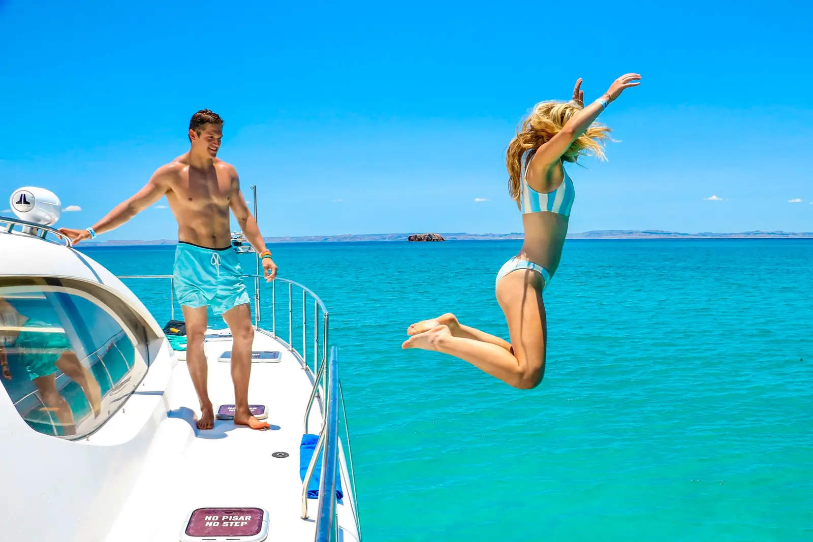 Los Arcos Marine Park Cruise to the iconic rock arches and anchor for snorkeling in clear water with tropical fish. Gear is provided for everyone on board.